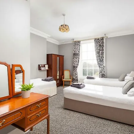 Gasthuis 28 Upper Leeson Street Dublin